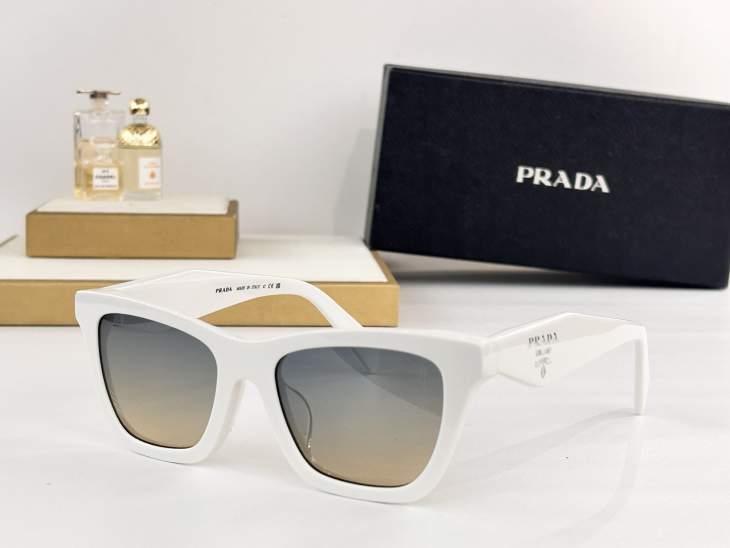 Picture of Prada Sunglasses _SKUfw75976011fw